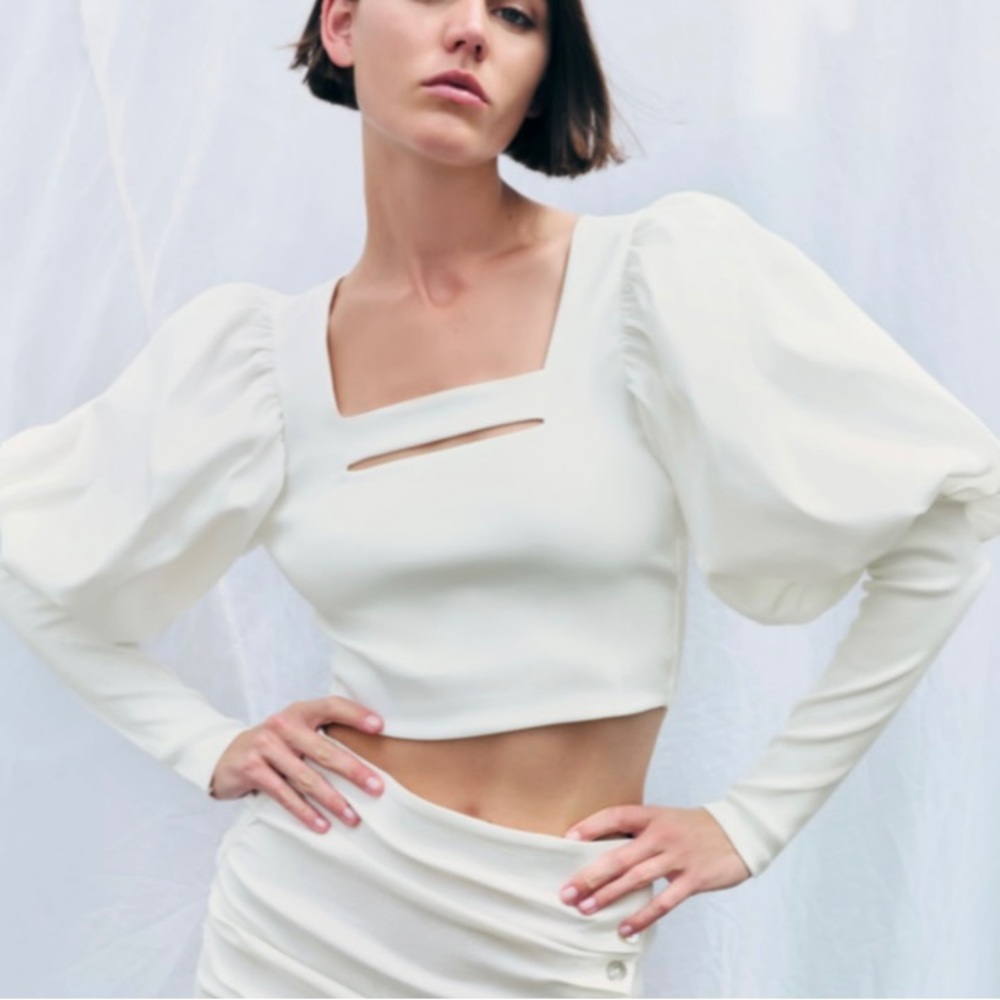 ZARA Cropped Blouse, Puff Sleeve Detail, White